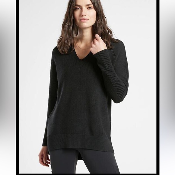 Athleta Hanover V-neck black sweater size large - Picture 1 of 6